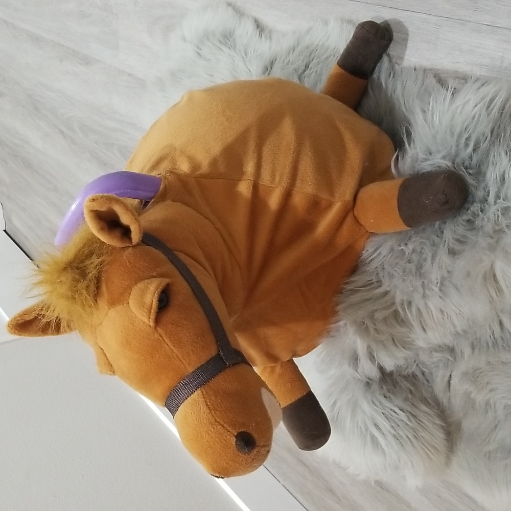 Horse hopper